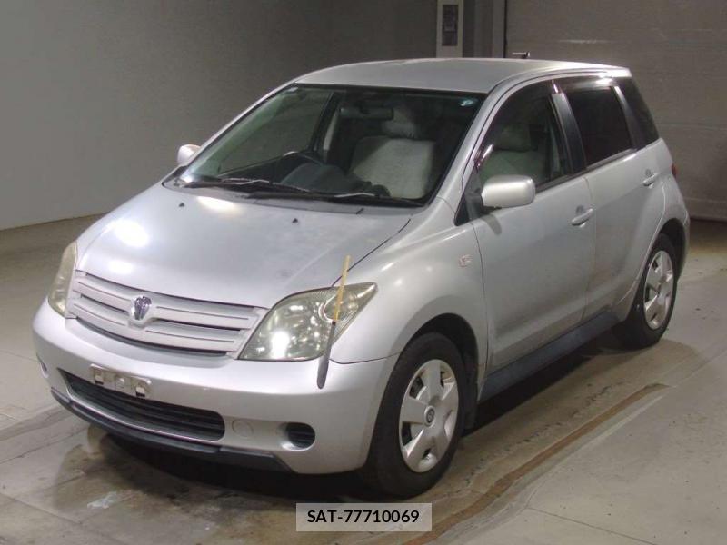 Toyota IST 2003 7332880-0