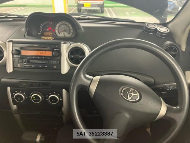Toyota IST 2005-07 7327618-16