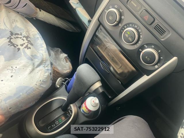 Toyota IST 2005-10 7454989-18