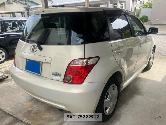 Toyota IST 2005-10 7454989-2