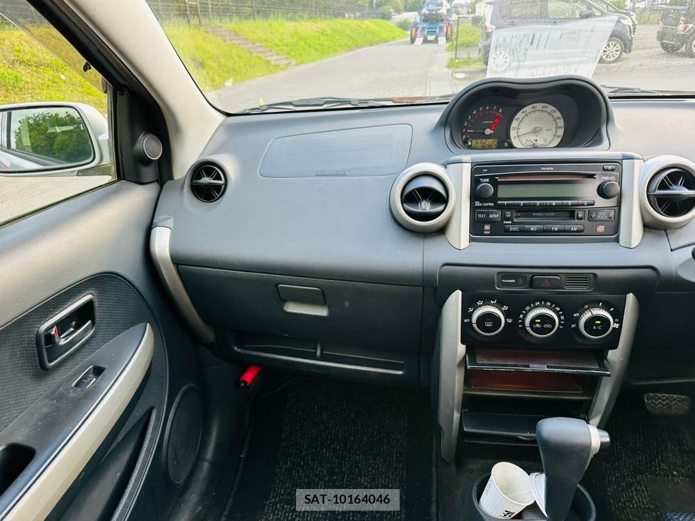 Toyota IST 2003-05 7344010-17