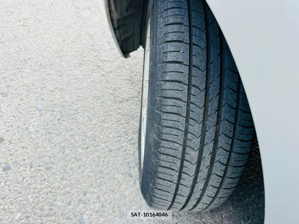 Toyota IST 2003-05 7344010-31