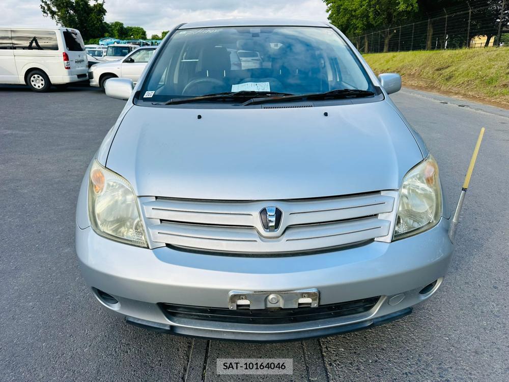 Toyota IST 2003-05 7344010-7