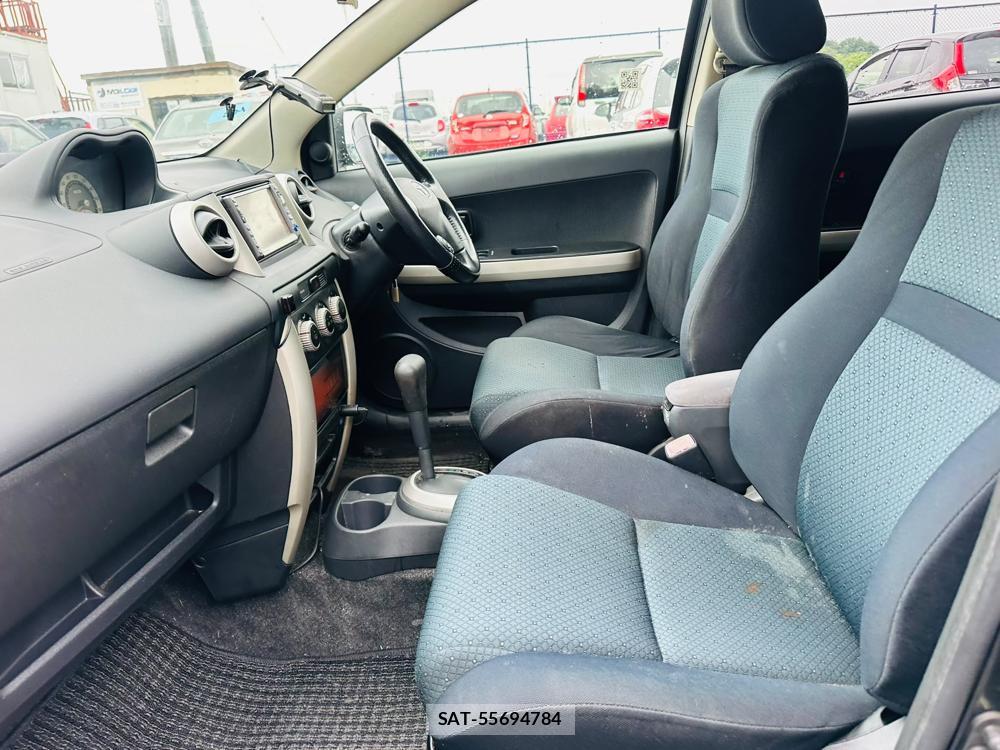 Toyota IST 2005-09 7365459-10