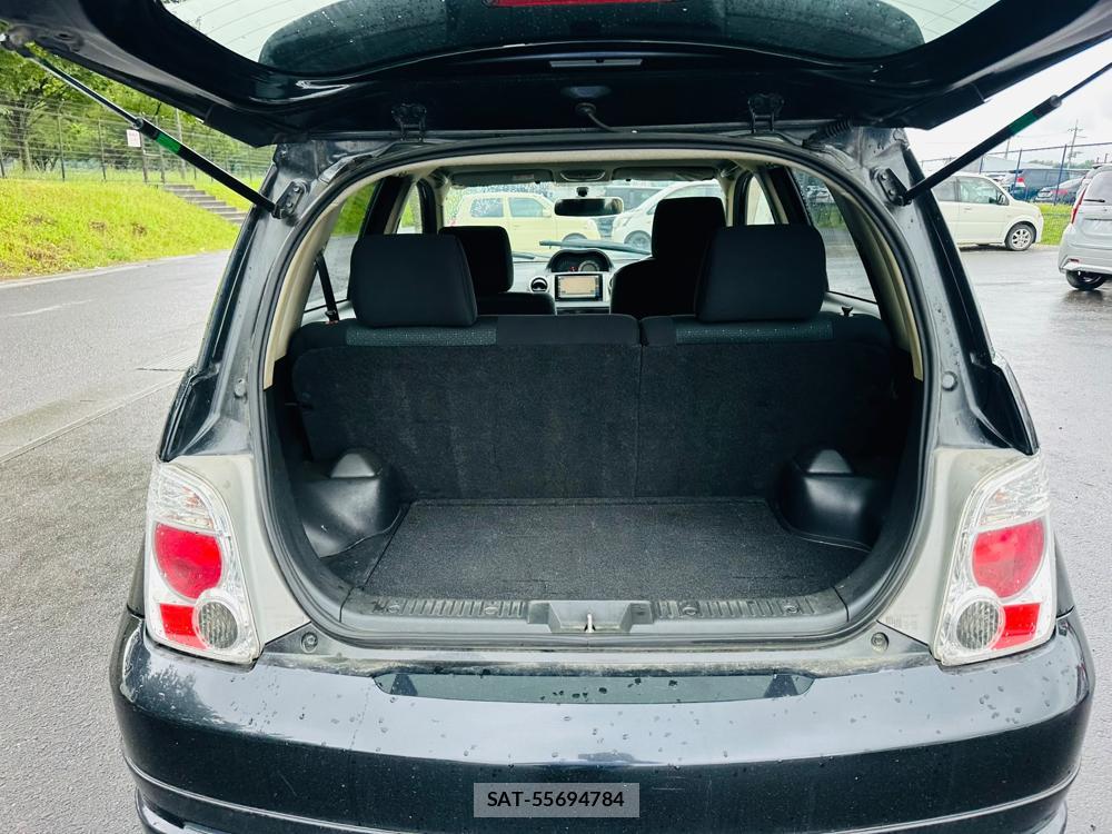 Toyota IST 2005-09 7365459-25