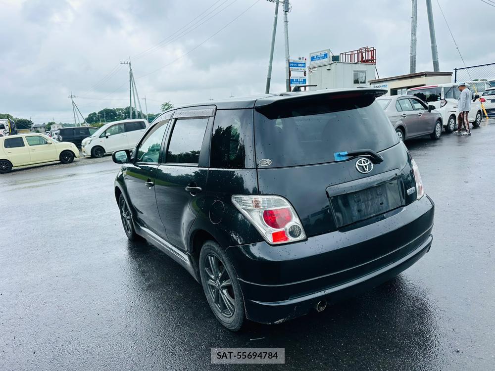 Toyota IST 2005-09 7365459-2