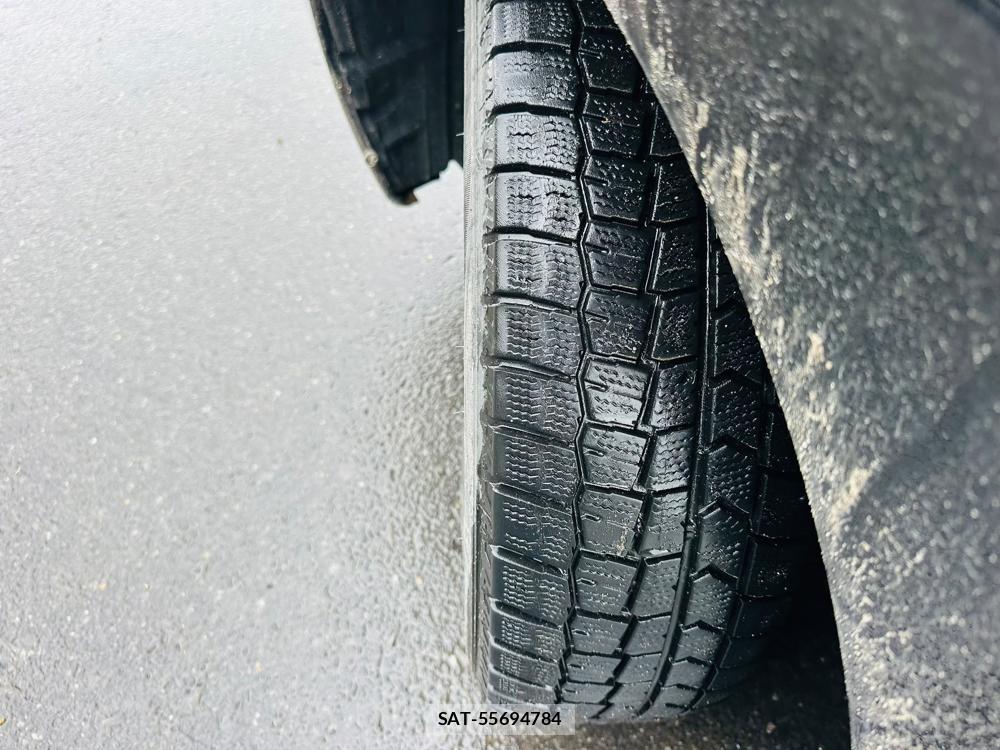 Toyota IST 2005-09 7365459-31