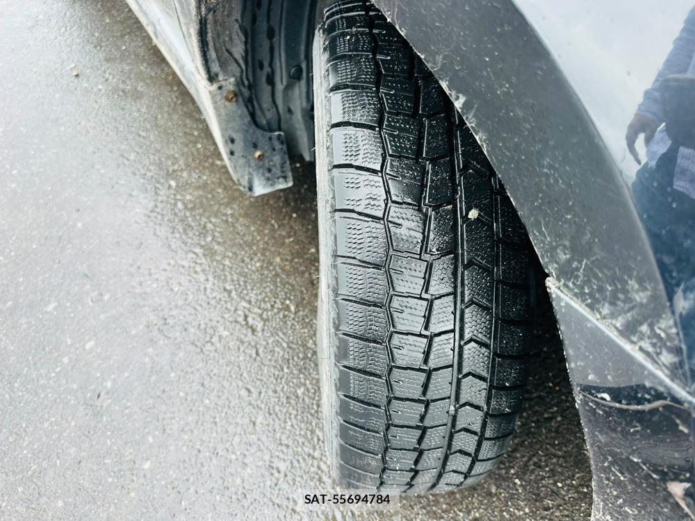 Toyota IST 2005-09 7365459-32