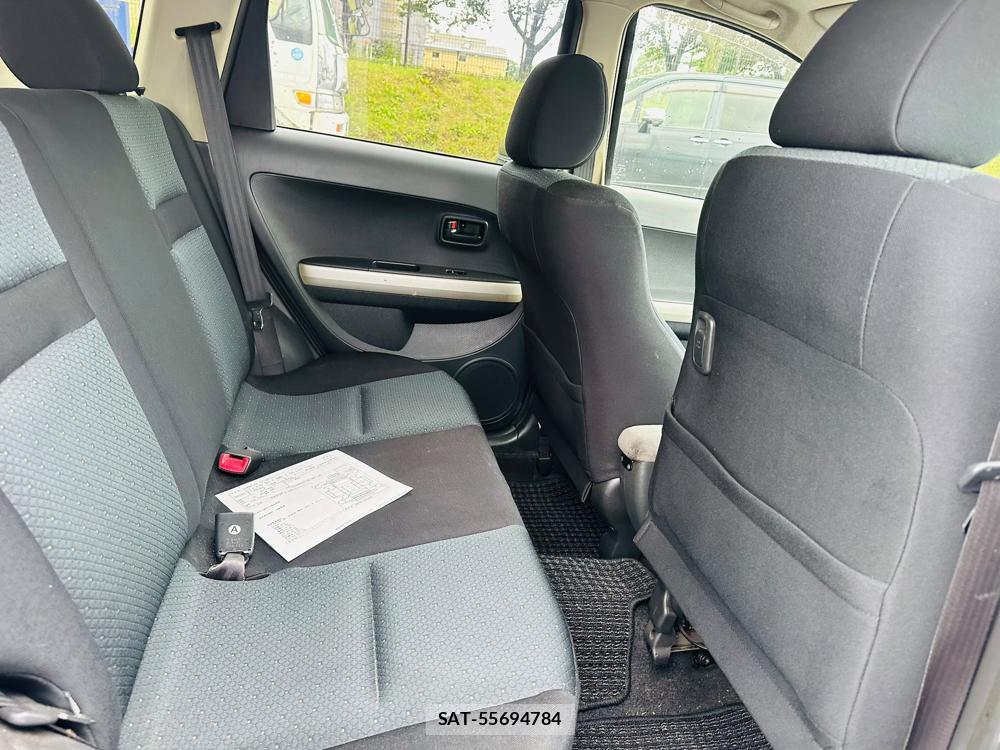 Toyota IST 2005-09 7365459-8