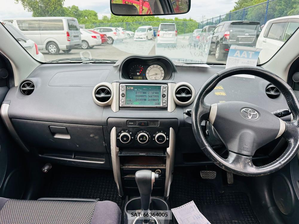 Toyota IST 2003 7278956-12