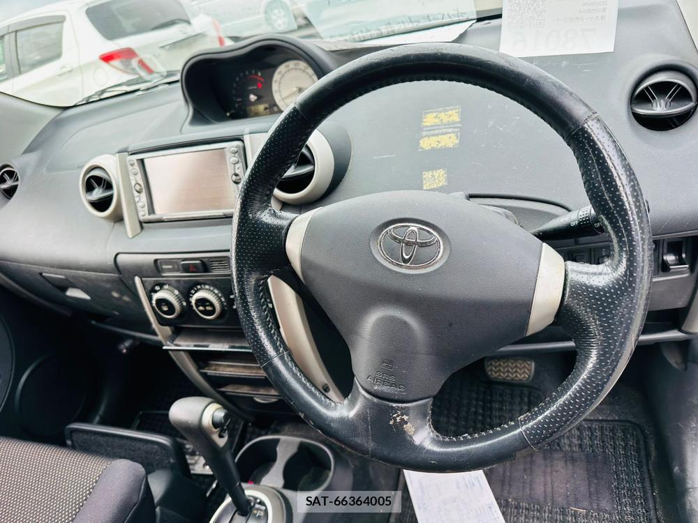Toyota IST 2003 7278956-14