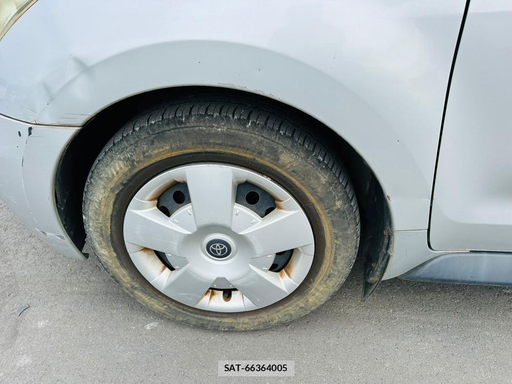 Toyota IST 2003 7278956-29