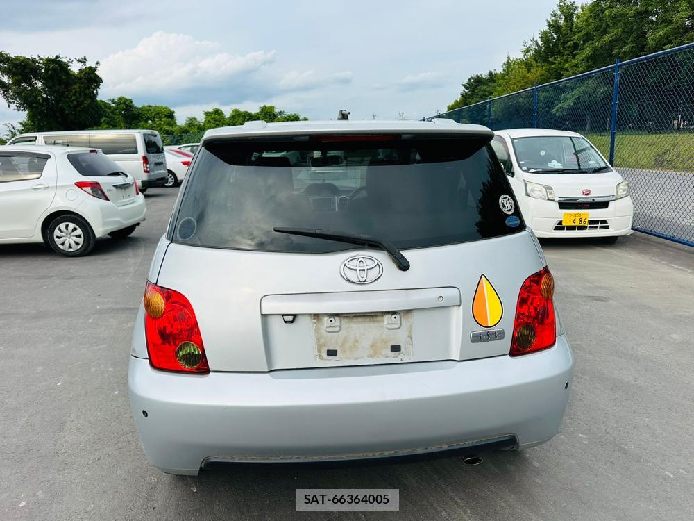 Toyota IST 2003 7278956-3