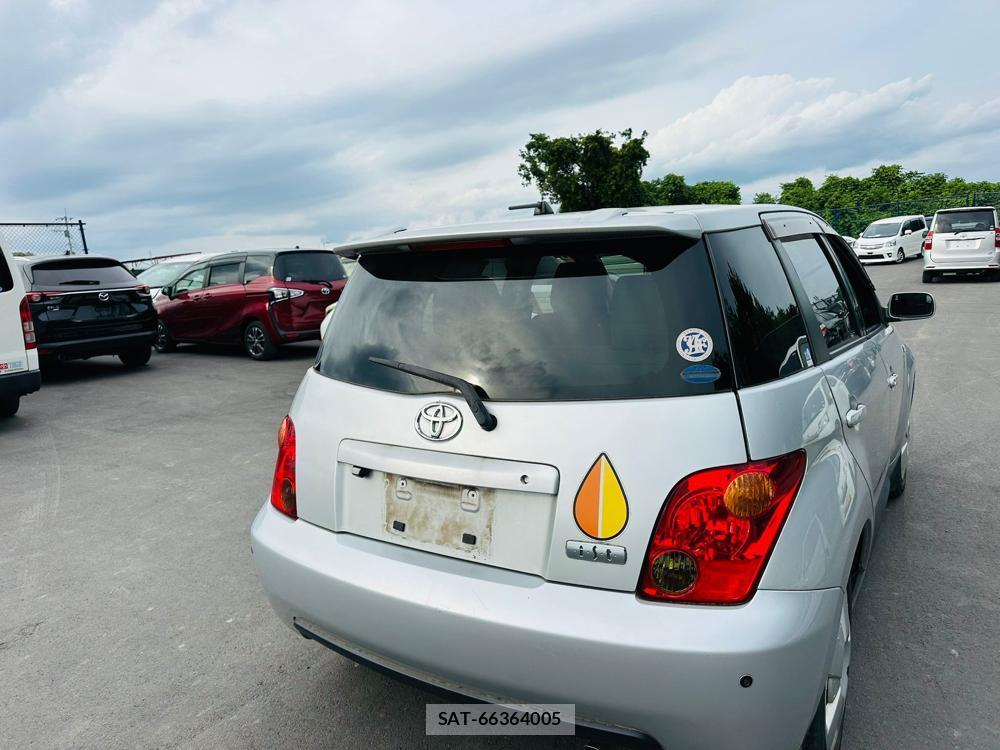 Toyota IST 2003 7278956-4
