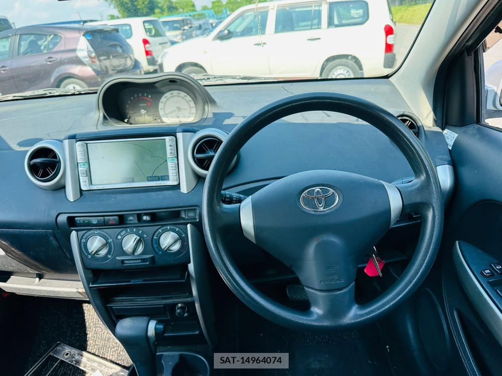 Toyota IST 2003-09 7337601-13