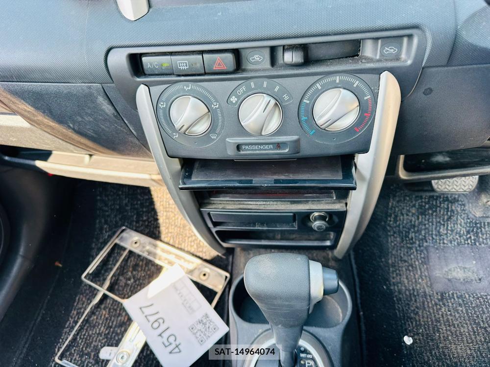 Toyota IST 2003-09 7337601-19