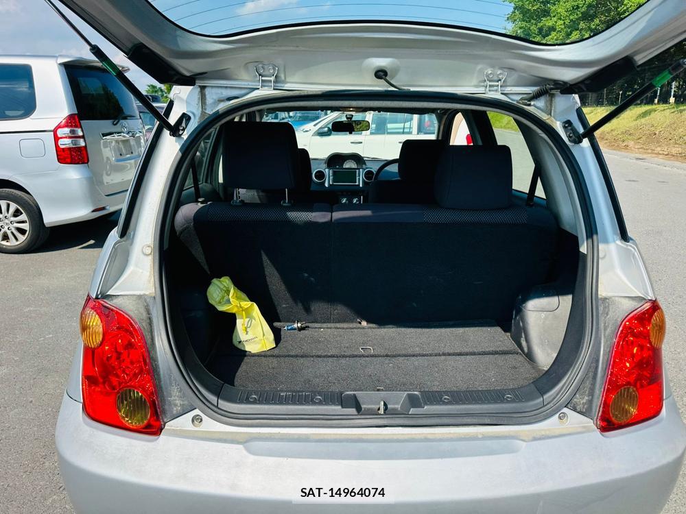 Toyota IST 2003-09 7337601-25