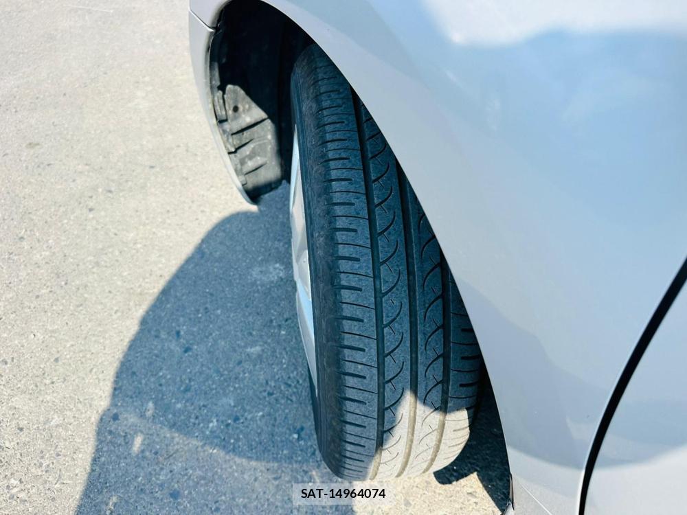 Toyota IST 2003-09 7337601-31