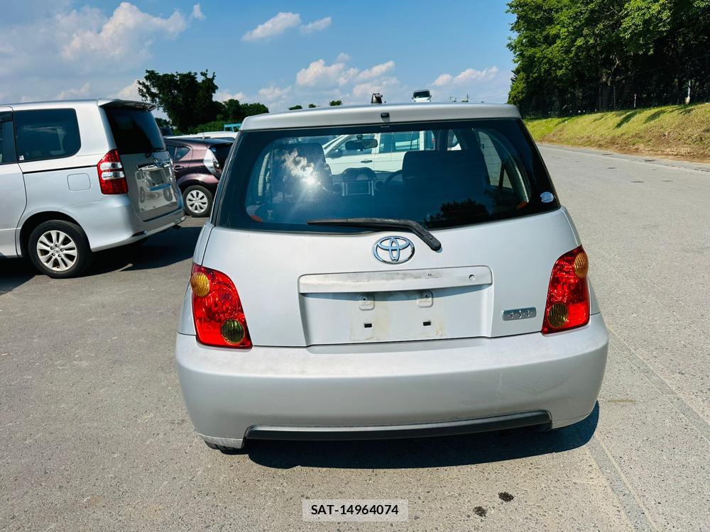 Toyota IST 2003-09 7337601-3