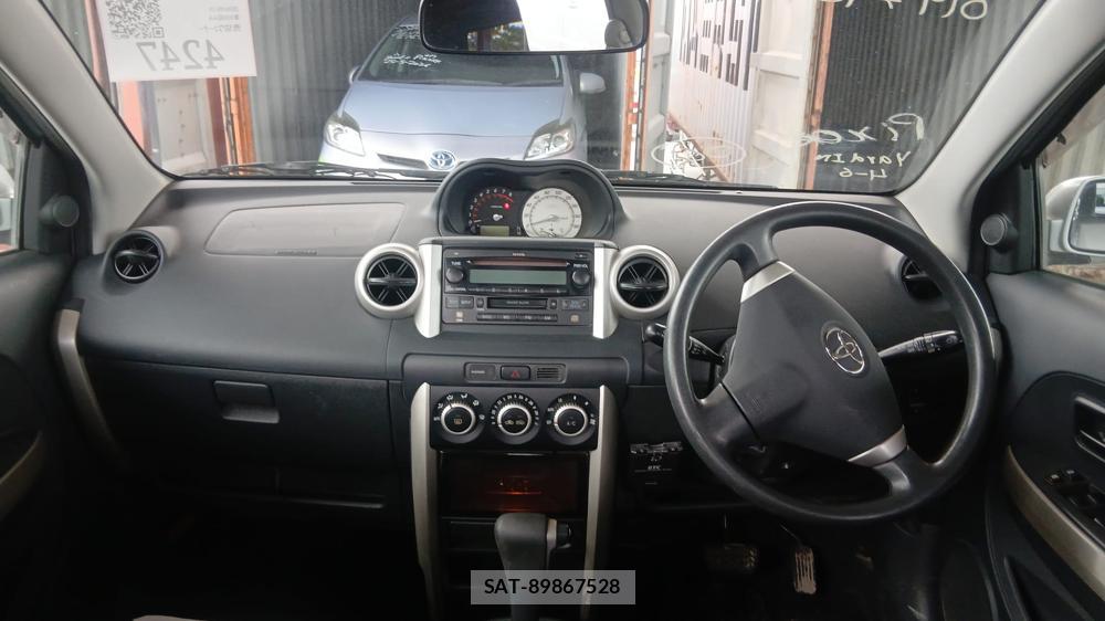 Toyota IST 2005 6920684-12
