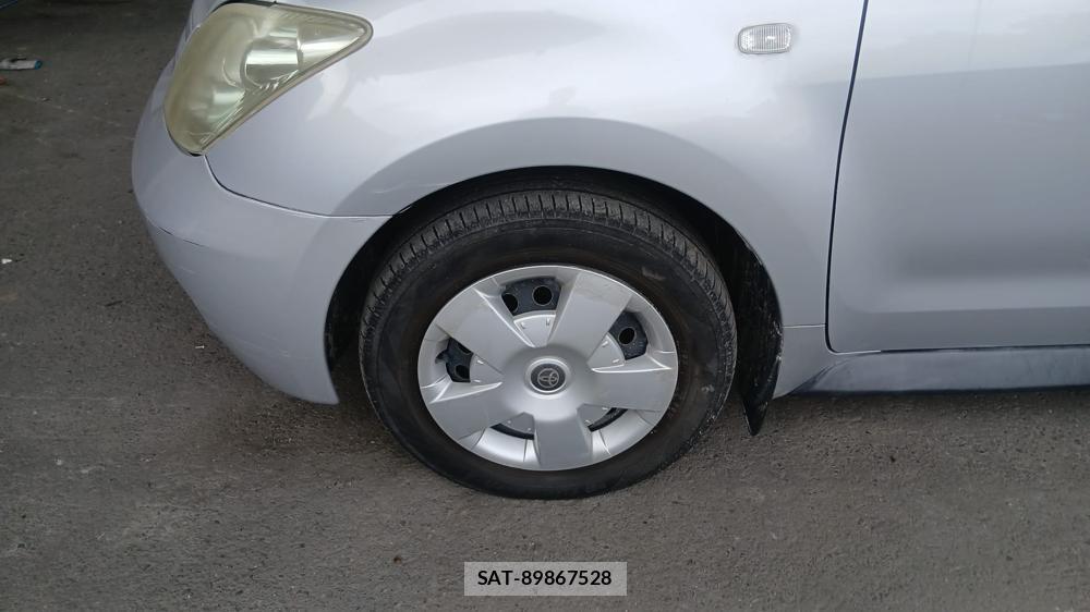 Toyota IST 2005 6920684-27