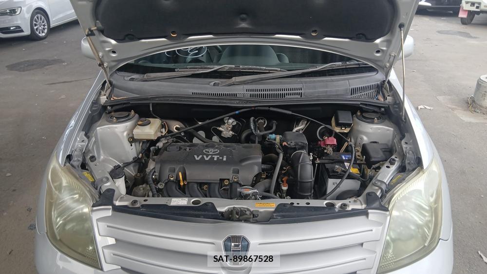 Toyota IST 2005 6920684-38