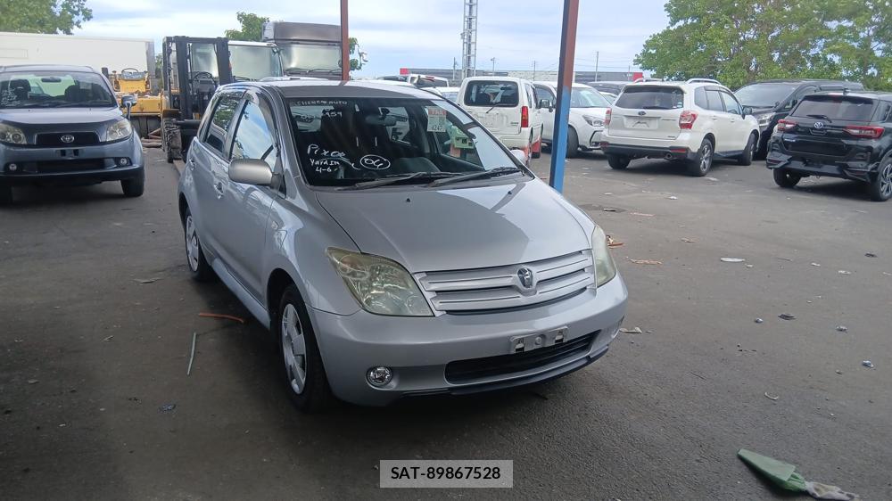 Toyota IST 2005 6920684-6
