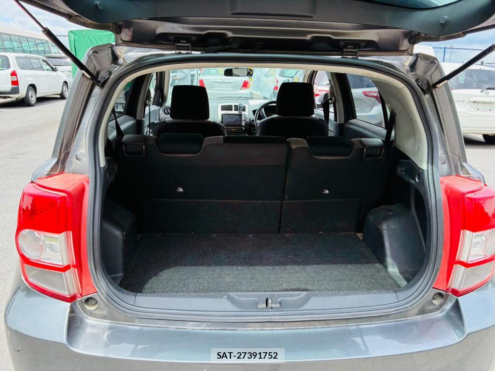 Toyota IST 2011-05 7105240-24