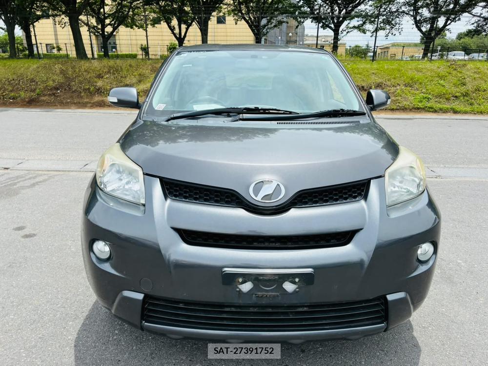Toyota IST 2011-05 7105240-7