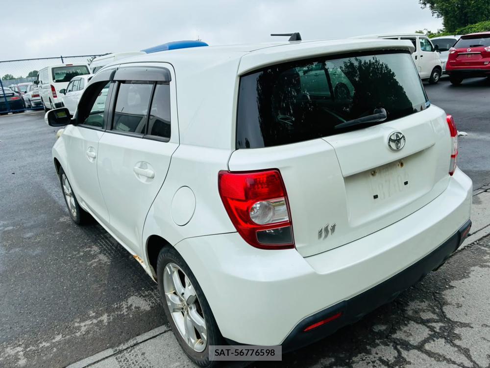 Toyota IST 2008-02 7365517-2
