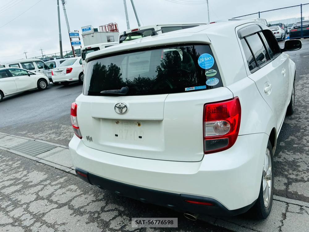 Toyota IST 2008-02 7365517-4