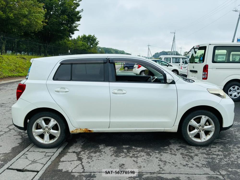 Toyota IST 2008-02 7365517-5