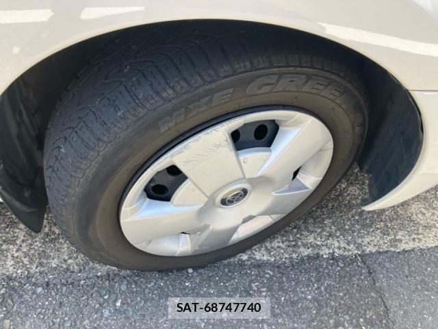 Toyota IST 2003-10 7876986-6