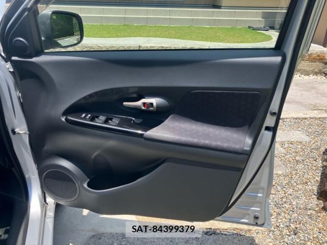 Toyota IST 2007-08 7876987-9