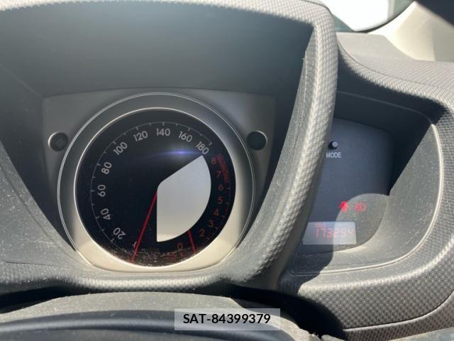 Toyota IST 2007-08 7876987-13