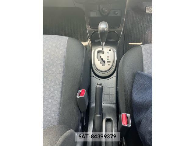Toyota IST 2007-08 7876987-18