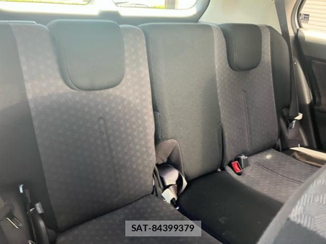 Toyota IST 2007-08 7876987-21