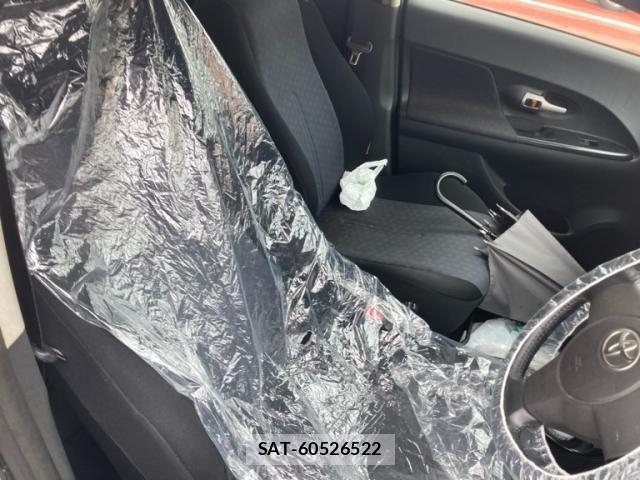 Toyota IST 2007-09 7876988-11