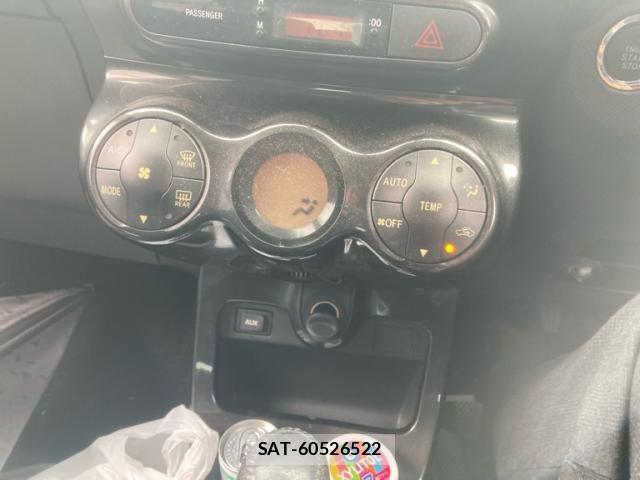 Toyota IST 2007-09 7876988-19