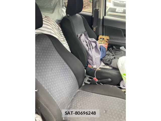 Toyota IST 2007-10 7876989-11