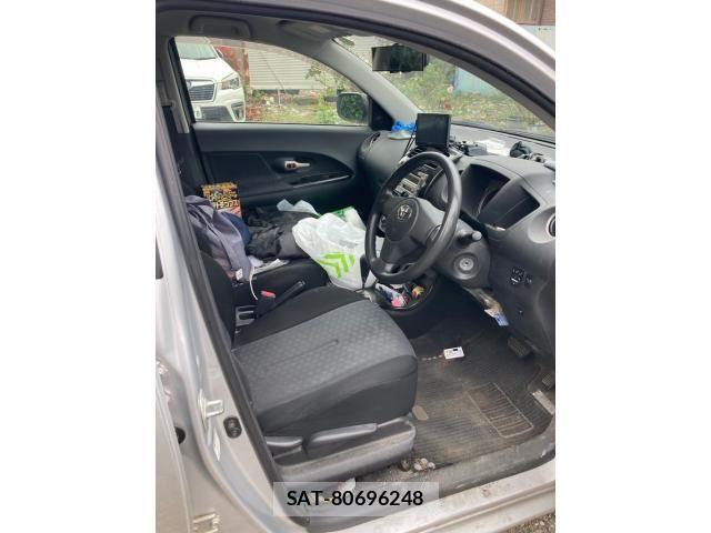 Toyota IST 2007-10 7876989-8