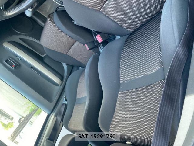Toyota IST 2004-05 8036106-3