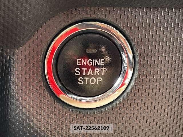 Toyota IST 2008-11 8099749-4