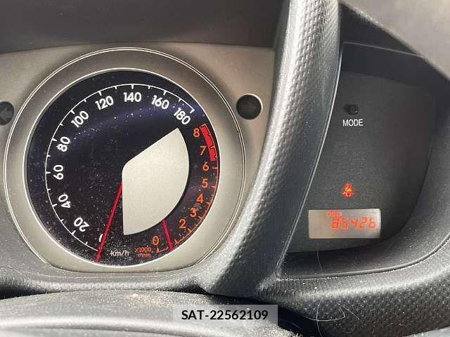 Toyota IST 2008-11 8099749-5