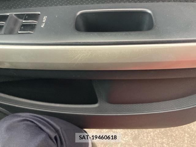 Toyota IST 2004-05 8158607-16