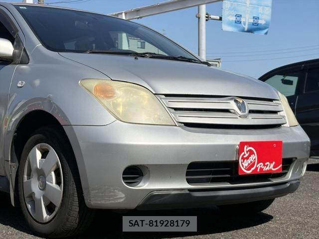 Toyota IST 2002-09 8207979-9