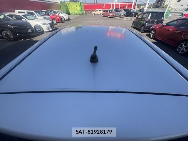 Toyota IST 2002-09 8207979-13