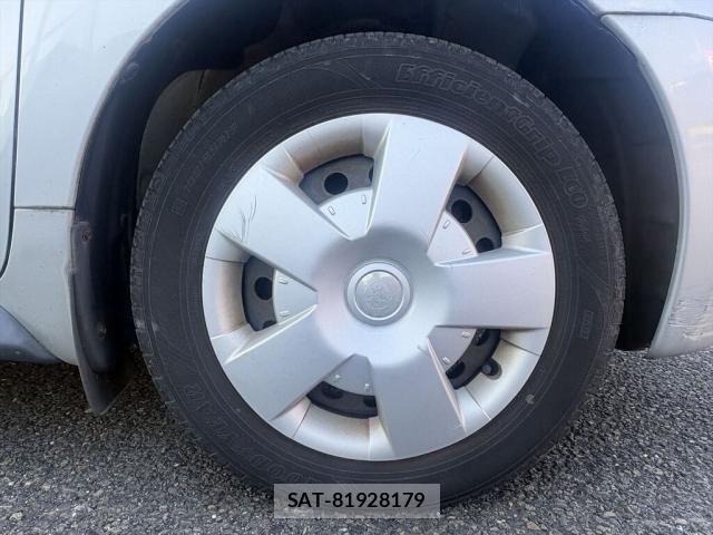 Toyota IST 2002-09 8207979-20
