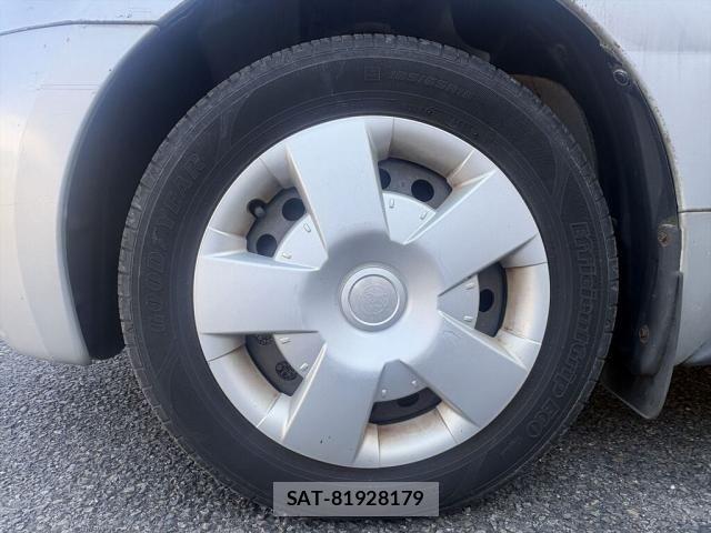 Toyota IST 2002-09 8207979-21