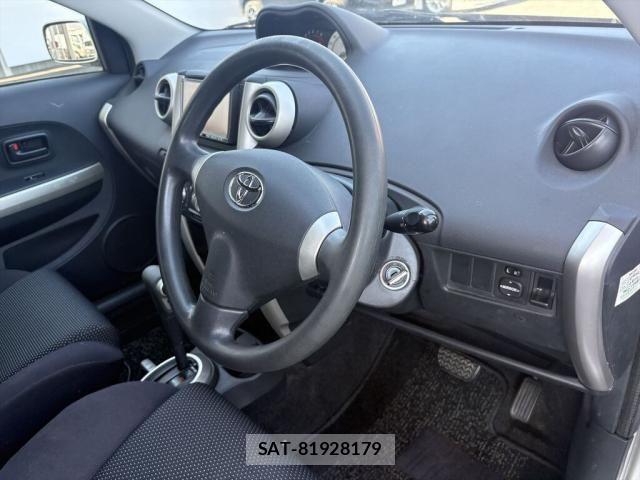Toyota IST 2002-09 8207979-24